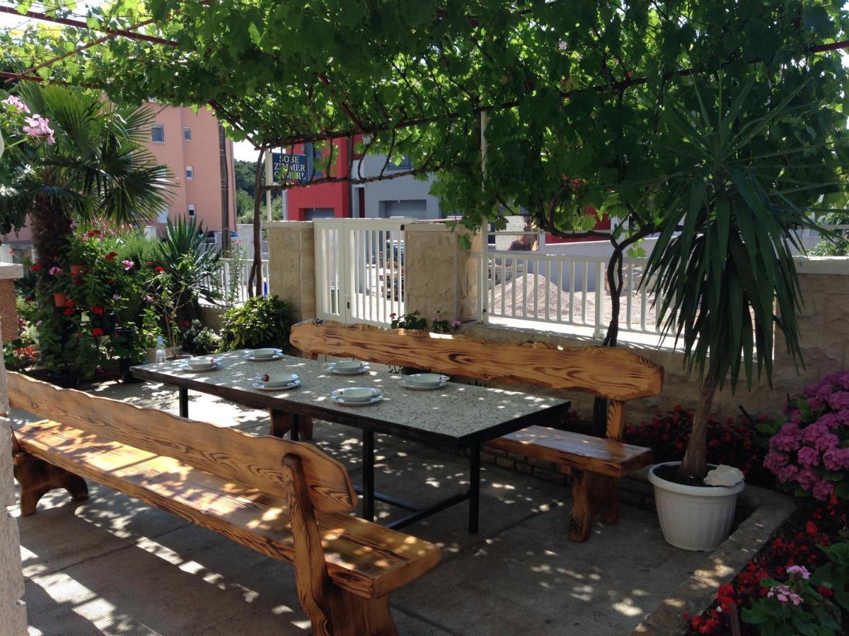 Apartmani Slavica Biograd Na Moru Eksteriør billede
