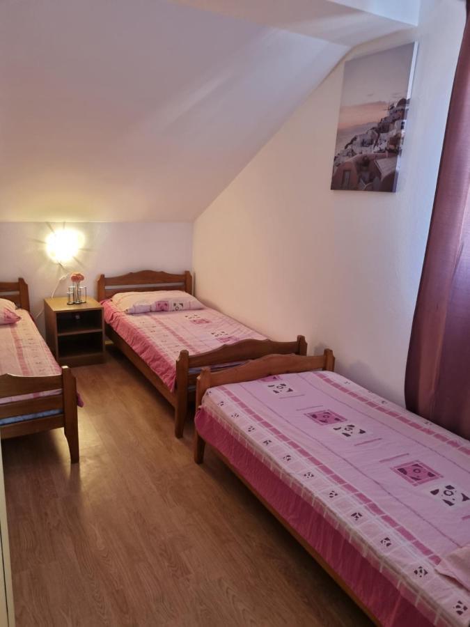 Apartmani Slavica Biograd Na Moru Eksteriør billede