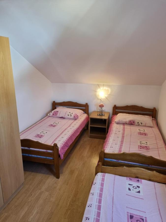 Apartmani Slavica Biograd Na Moru Eksteriør billede