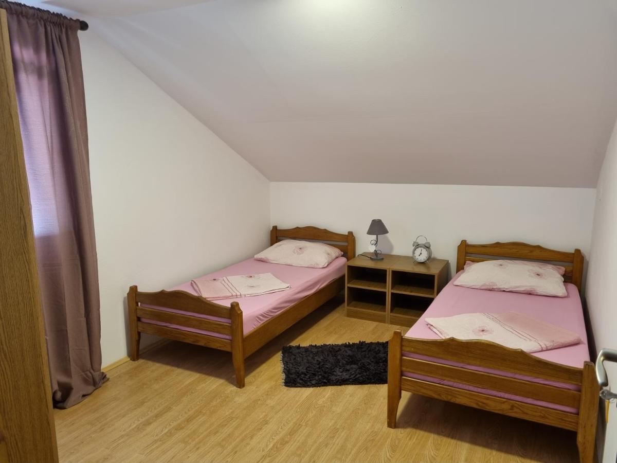 Apartmani Slavica Biograd Na Moru Eksteriør billede