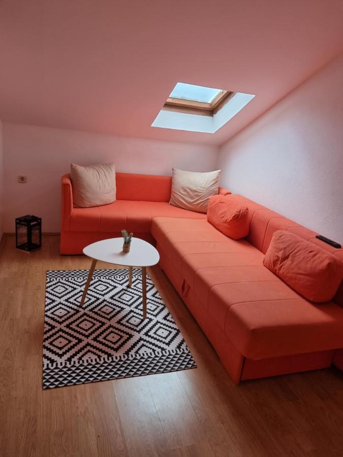 Apartmani Slavica Biograd Na Moru Eksteriør billede